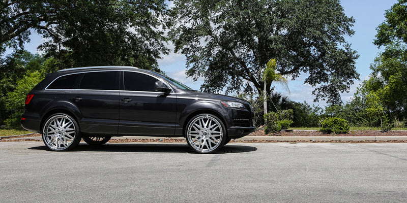Audi Q7 on Artista - Amani Forged Wheels