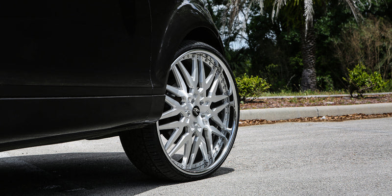 Audi Q7 on Artista - Amani Forged Wheels