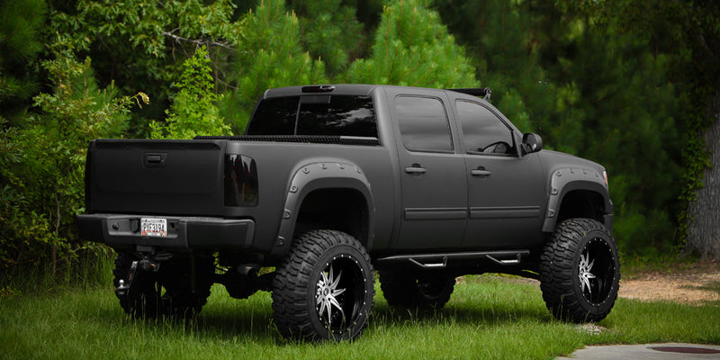 Chevrolet Silverado 2500 HD on Vice 8 - Amani Forged Wheels