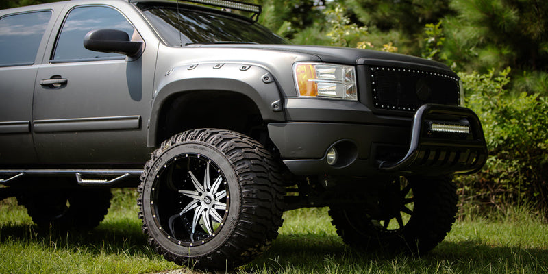 Chevrolet Silverado 2500 HD on Vice 8 - Amani Forged Wheels