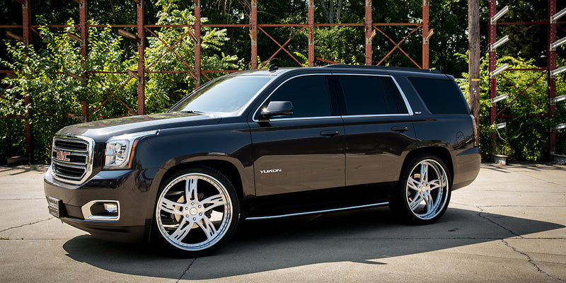 GMC Denali on Girata - Amani Forged Wheels