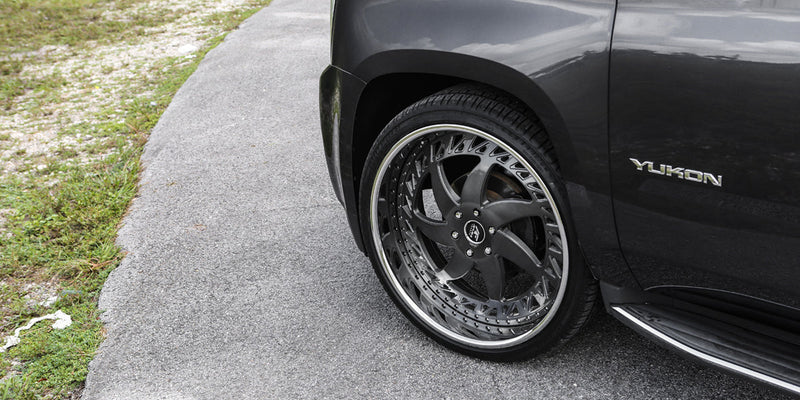 GMC Yukon on Stamento - Amani Forged Wheels